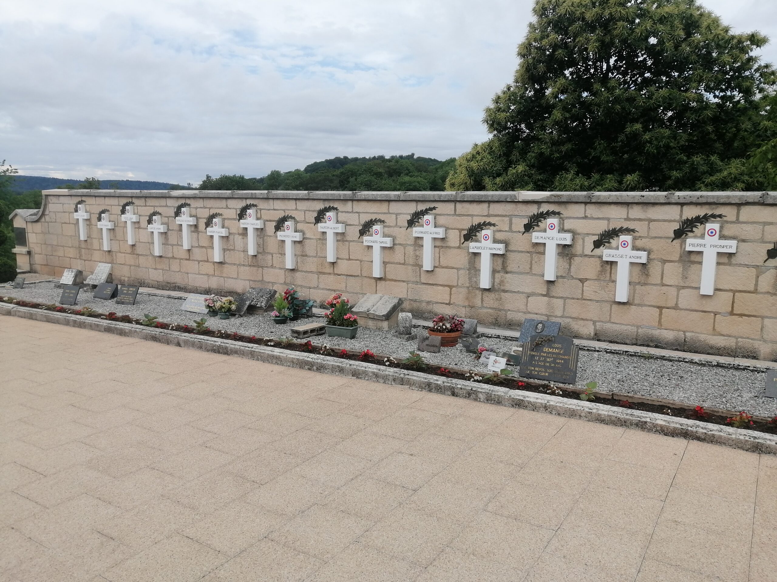 Mémoire des fusillés Etobon - APRES