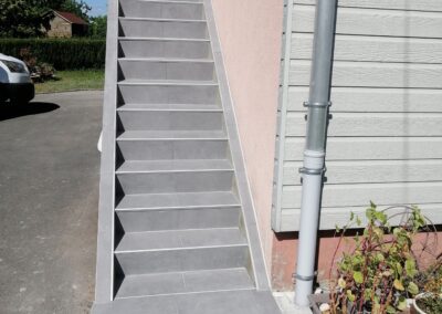 Maçonnerie - Habillage d’un escalier en carrelage