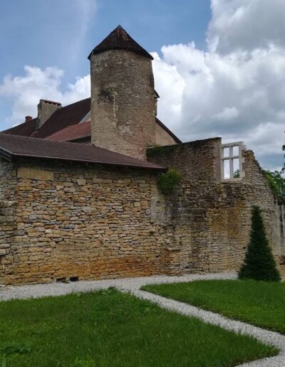 Château de Gouhenans - Fenêtre à meneau T2P