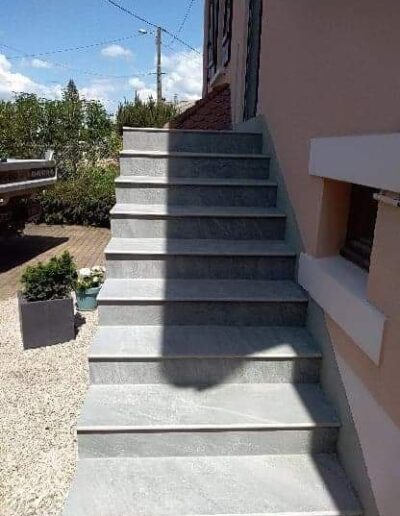 Escalier Restauré - Après Intervention T2P