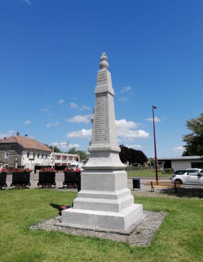 Monuments aux morts de RONCHAMP - Après restauration T2P