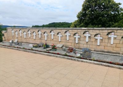 Monuments aux morts et Mémoriaux