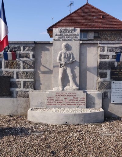 Monuments aux morts de RONCHAMP - Après T2P 4